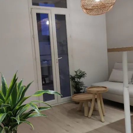 Cosy Avec Terrasse Ancien Apartment Montpellier